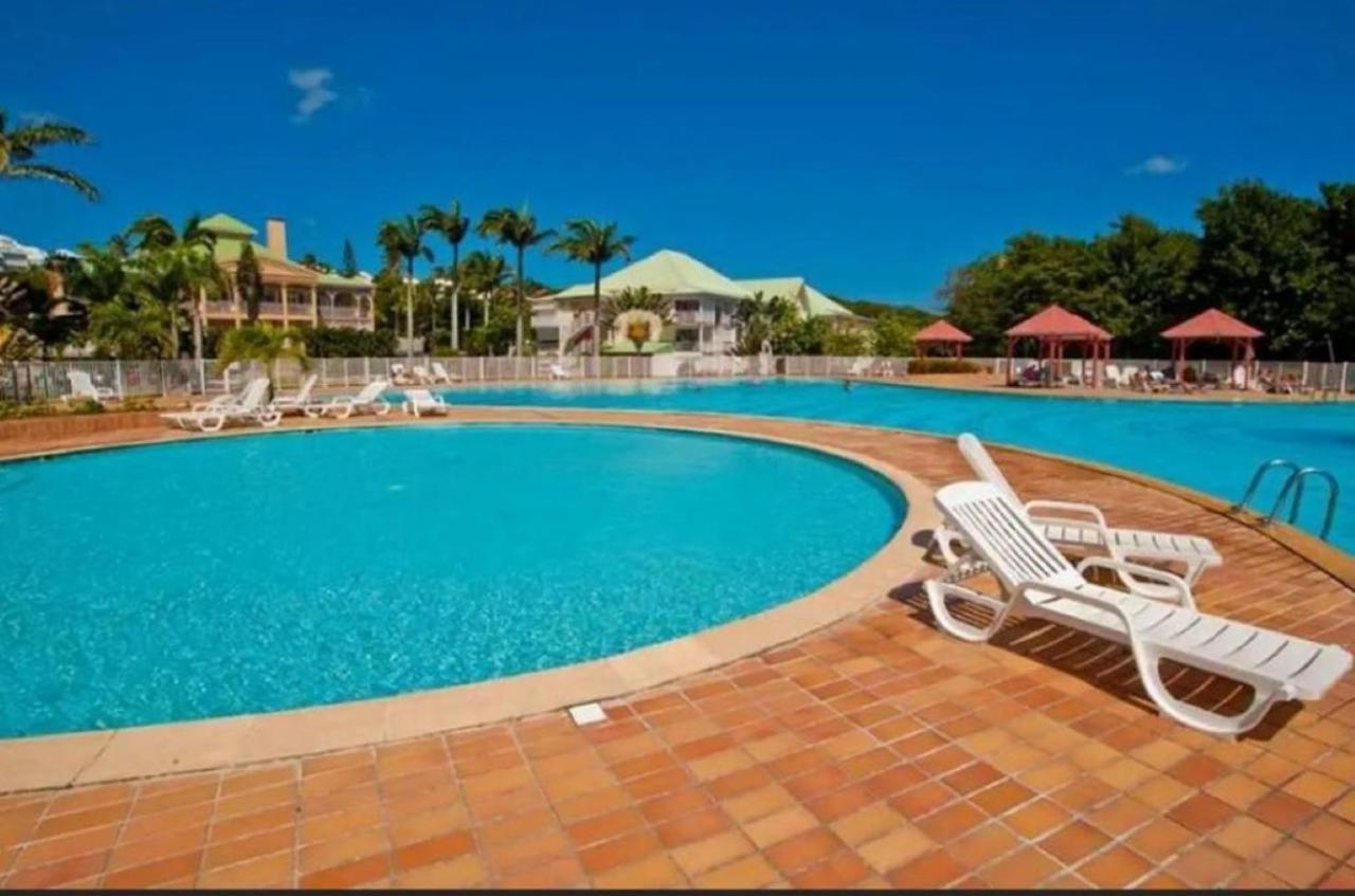 Studio Mojito Vue Mer,Piscine Avec Cuve Eau Et Acces Plage Et Piscine Anse Des Rochers 생프랑수아 외부 사진
